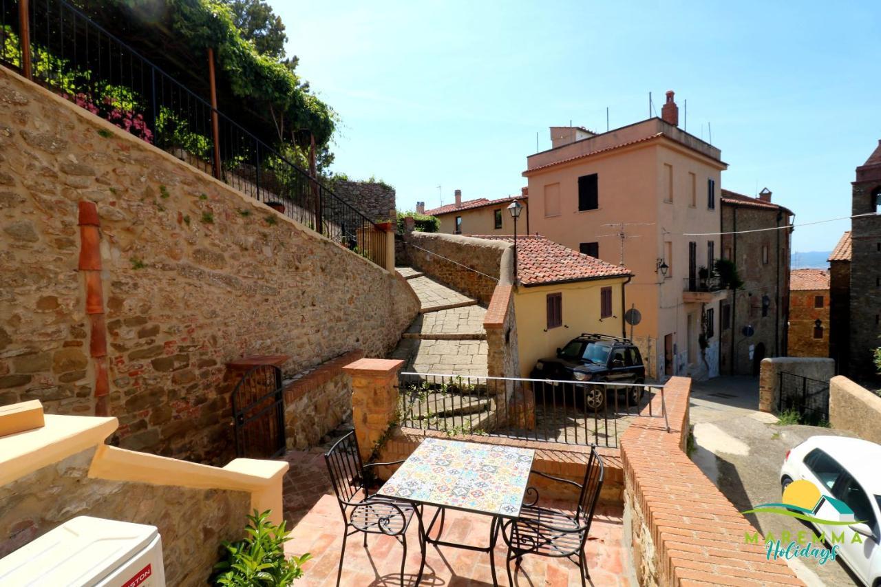 Maremma Holidays- La Casa Di Rocca Scarlino Eksteriør bilde
